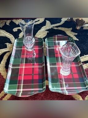 Tommy Bahama 2 Red Green Tartan Plaid Melamine Serving Platters Trays NWT